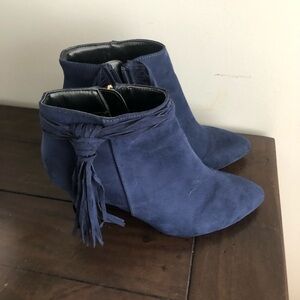 Blue suede boots with fringe